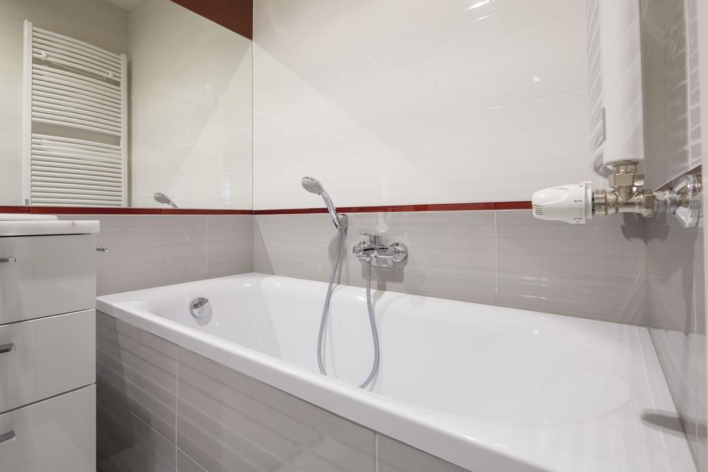 Ferienwohnung Ah Apartament 8 Pietro Białystok Zimmer foto